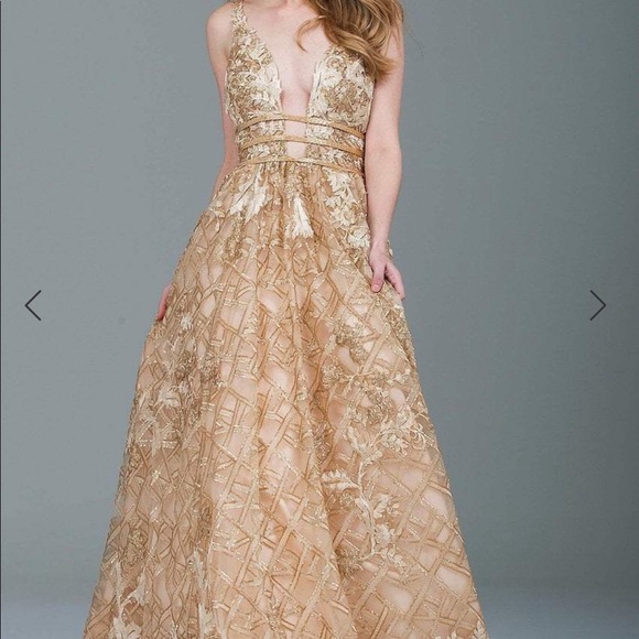 Jovani gold dress - Picture 1 of 4